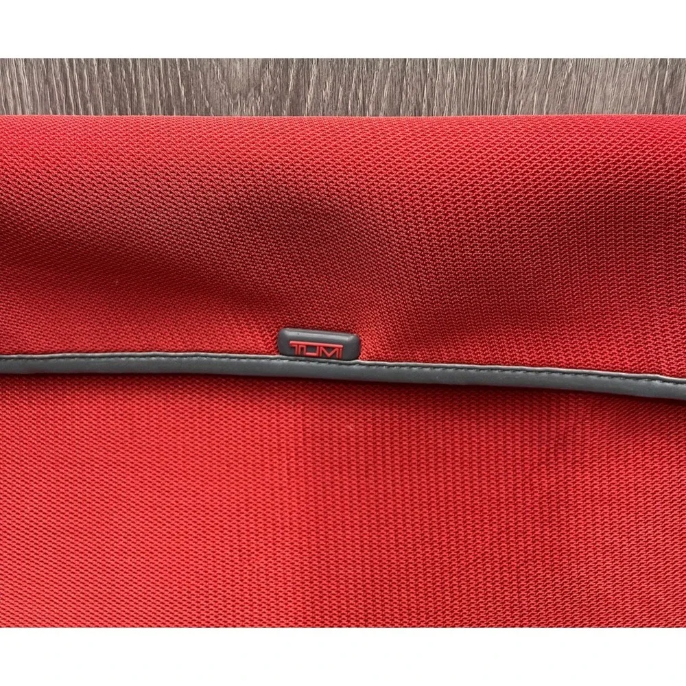 TUMI Travel Packing Folder Organizer Red with Folding Aid Clothes Suit Case